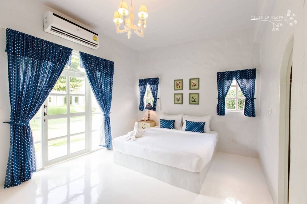 Villa La Flora Kanchanaburi Exterior photo